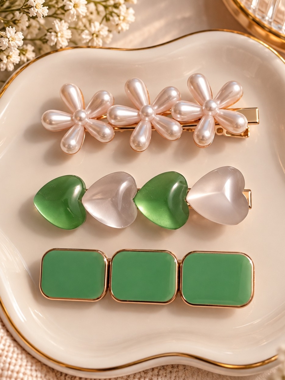 Pearl Flower & Green Heart Trio Hair Clip Set New
